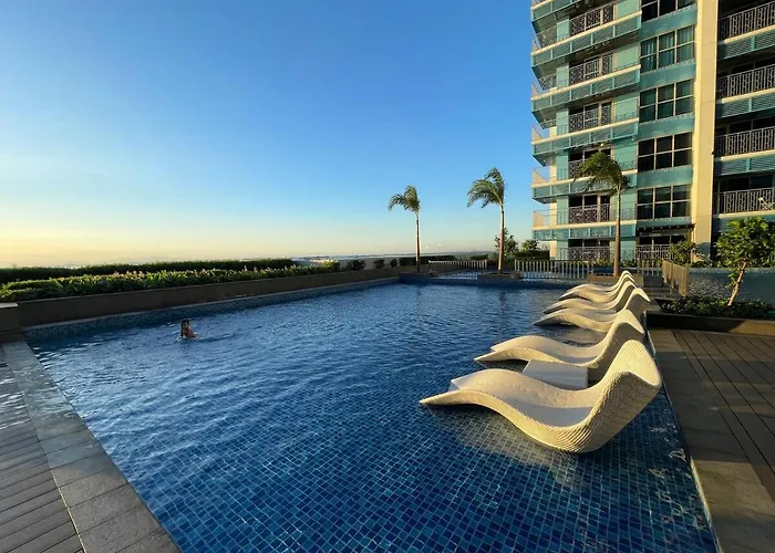 Lovely & Modern 1br In Across Okada Manila