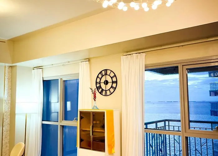 Lovely & Modern 1br In Across Okada